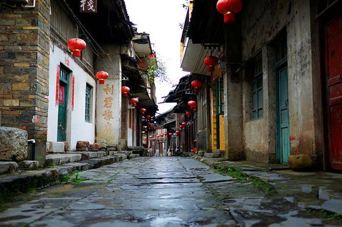 中国平安人寿保险大连分公司个人代理人被责令改正,给予警告,并处1万元罚款